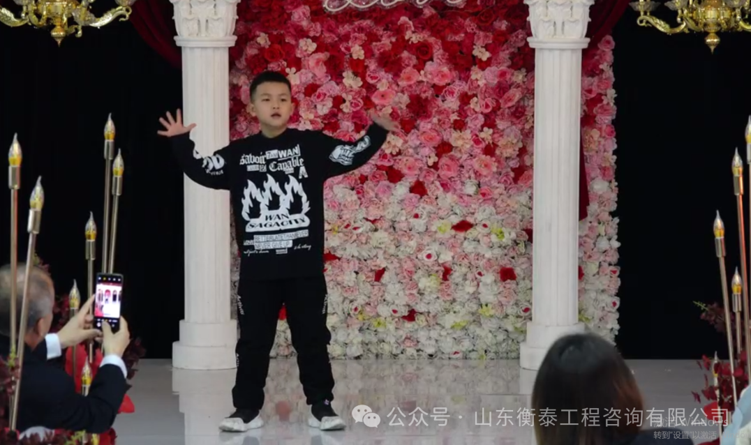 1760404575578629.png 小孩舞蹈.png